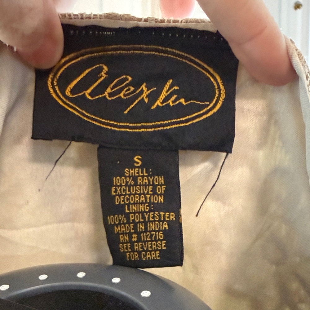 Elegant Patchwork Beige Blazer - image 2